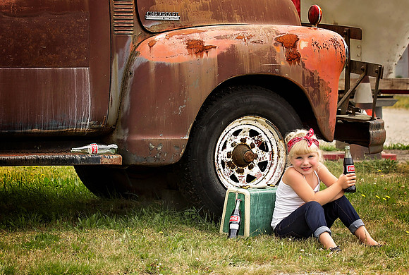 Kelly Saxon Photography | Nashville & Murfreesboro Tennessee Newborn and Maternity Photographer