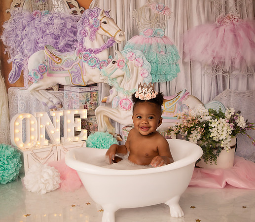 Kelly Saxon Photography | Nashville & Murfreesboro Tennessee Newborn and Maternity Photographer