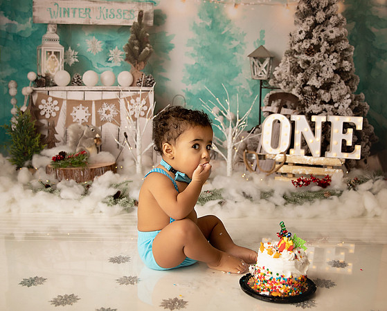 Kelly Saxon Photography | Nashville & Murfreesboro Tennessee Newborn and Maternity Photographer